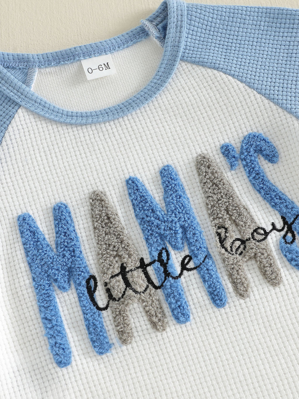 TOWEL-EMBROIDERED T-SHIRT AND SHORTS SET